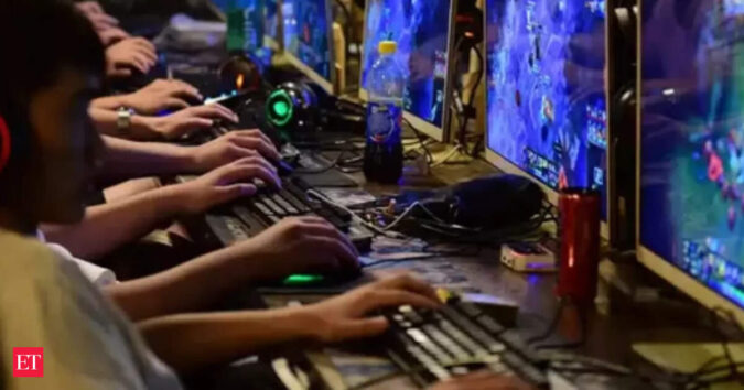 SC upholds govt retrospective 28% GST levy on online gaming companies<br>