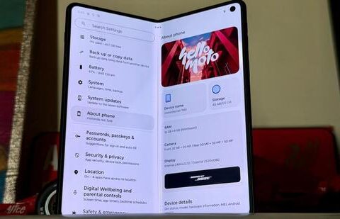 The Razr Fold is the world’s first foldable with Corning’s Gorilla Glass Ceramic 3 protection (Vishal Mathur / HT Photo)
