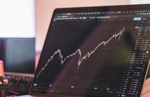 The 30-share BSE Sensex slumped 1,312.91 points, or 1.70 per cent, to close at 76,015.28. (Representative image)