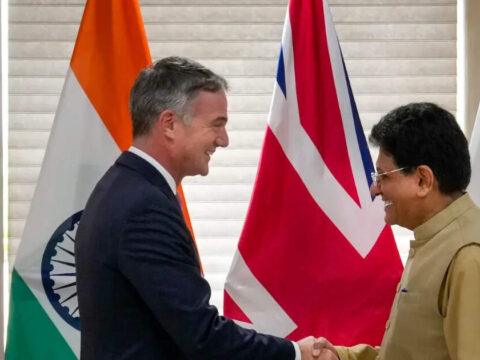 India, UK working to resolve issues for trade pact implementation ET logo