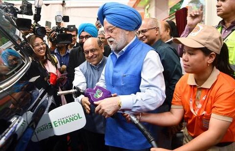 Union petroleum minister Hardeep Singh Puri fills E85 fuel in a car in New Delhi. (ANI)