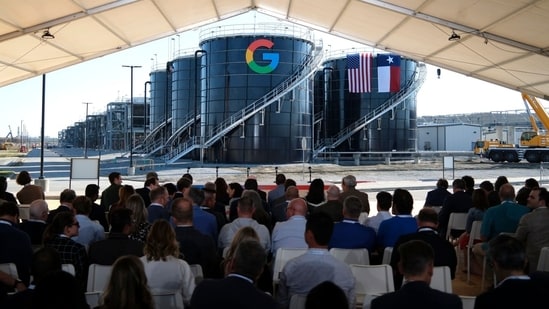Wall Street Is Rushing to Fund the AI Bonanza in Every Conceivable Way A data center of Alphabet, which turned to bonds last year to fund AI investments.