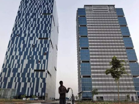 JPMorgan says 100+ MNCs are exploring GIFT City operations ET logo