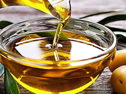 India’s edible oil industry flags 17-fold surge in Nepal imports, seeks policy review ET logo