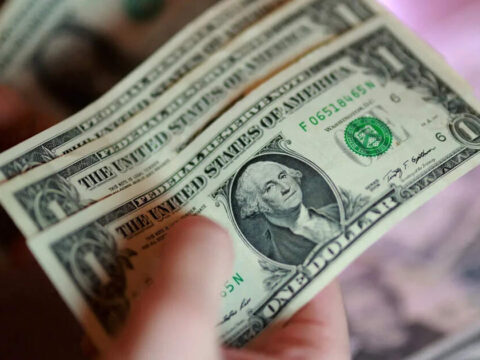 Foreign capital inflows hit $32 billion as FCNR(B) deposits break 2013 record ET logo
