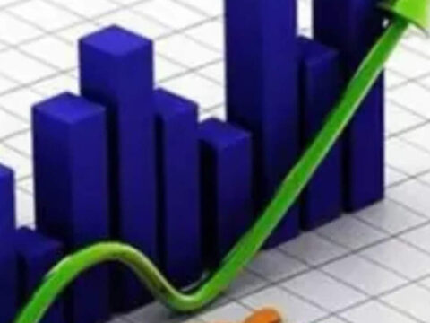 India Growth Resilient Amid Global Uncertainty, but Crude Risks Linger