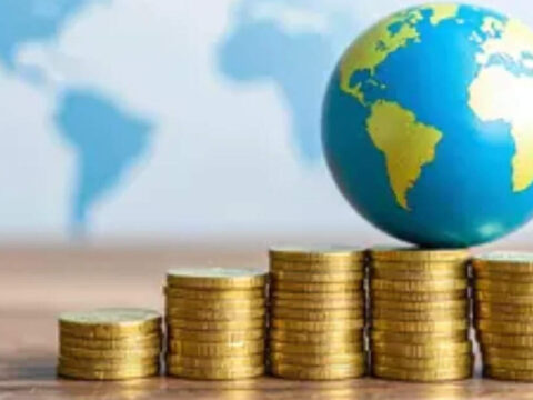 India to buck APAC slowdown despite oil, trade and El Nino risks: Moody’s Analytics ET logo