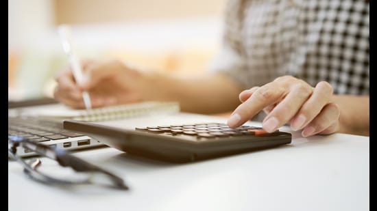 Your Money: How can you climb out of a debt trap? The RBI’s Financial Stability Report shows that 58% of aggregate household debt in India comprises non-housing retail loans. (Getty Images/iStockphoto)
