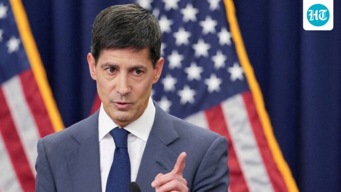 Fed interest rate decision is uncertain as Kevin Warsh keeps markets guessing. (REUTERS/Eric Lee/File Photo) (REUTERS)