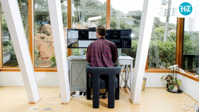 The Rise of Million-Dollar Companies With Just One Employee Ben Broca runs his company as a one-man band—with lots of help from AI—from his living room in Sausalito, Calif.