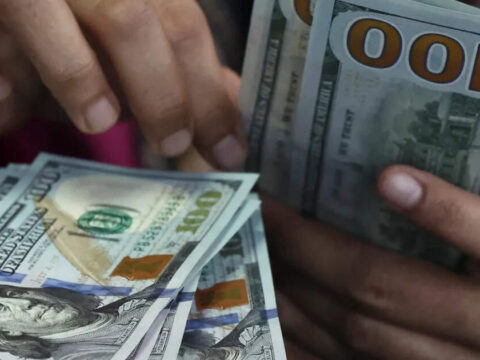 Forex reserves up by $14.1 billion to $707 billion