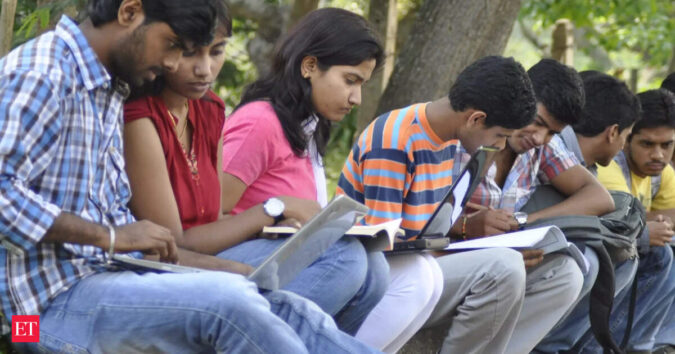 Parliamentary panel on finance suggests task force to fill 38 vacant DIPAM positions ET logo