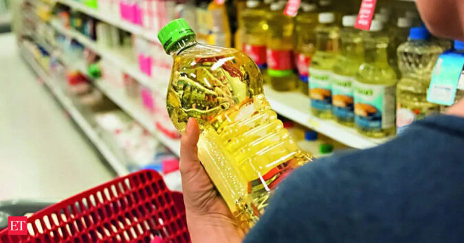 Russia-Ukraine war likely to raise import price of sunflower oil, yellow peas ET logo