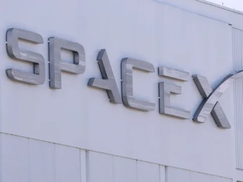 SpaceX stock faces a key year ahead as revenue, Starlink and AI growth rise. (Photo by Patrick T. Fallon / AFP) (AFP)