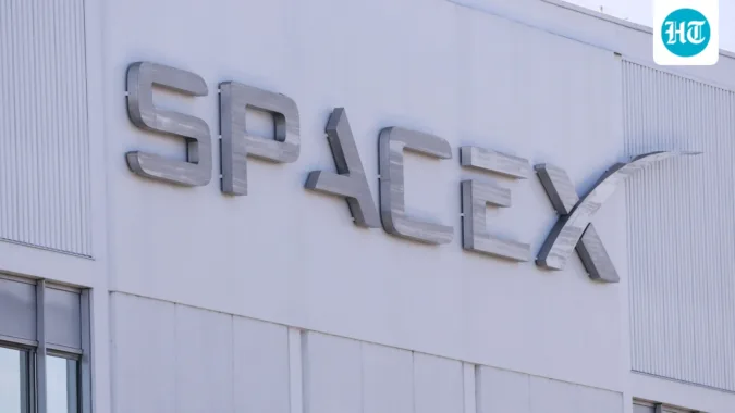 SpaceX stock is rising again after a sharp fall.  (Photo by Patrick T. Fallon / AFP) (AFP)