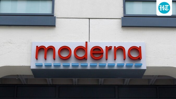 Moderna stock falls 12% after a 177% surge as investors weigh the intismeran cancer vaccine win, future demand, pricing and other cancer trials. (AP Photo/Bill Sikes, File)prnto (AP Photo/Bill Sikes)