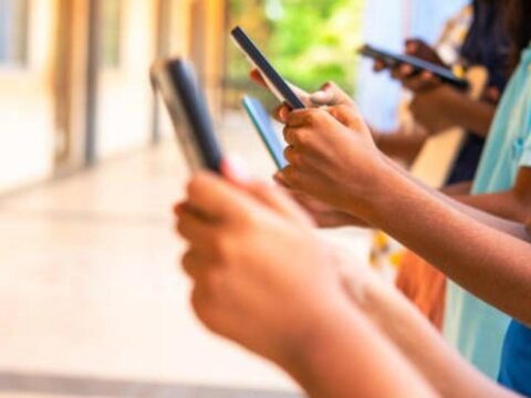 Role of smartphone financing is no longer about offering longer EMI tenures; it’s about making monthly ownership more affordable. (iStock representative)