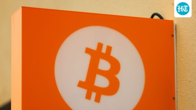 Strategy sold 1,638 Bitcoin for $104.7 million and raised $290.6 million through shares (Photographer: Andrey Rudakov/Bloomberg) (Bloomberg)