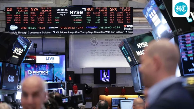 Wall Street expects the S&P 500 to jump 17% as AI spending boosts earnings. (Photo by Michael M. Santiago / GETTY IMAGES NORTH AMERICA / Getty Images via AFP) (Getty Images via AFP)