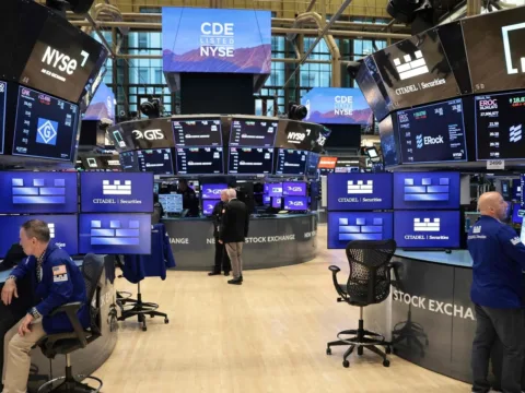 US stocks opened mixed Monday as the Dow and S&P 500 fell while Nasdaq rose (Photo by Michael M. Santiago / GETTY IMAGES NORTH AMERICA / Getty Images via AFP) (Getty Images via AFP)