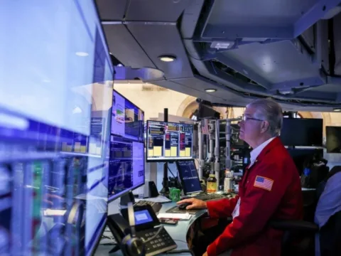 Stock market today: S&P 500 and Nasdaq fall as chip stocks slide, Nvidia drops, Treasury yields ease, while Trump’s Canada tariffs hit market sentiment.