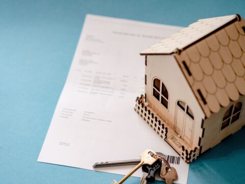 Mortgage rates today: The 30-year rate falls to 6.823%. (Pexel/Representatative image) (Pexel)