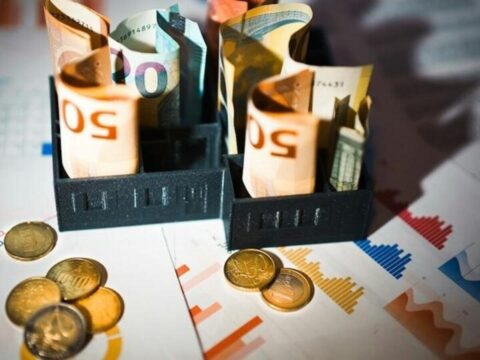 Before giving up on monthly SIPs and their benefits of discipline and long term impact, it’s worth understanding that the SIP itself does not generate returns. Your overall investment strategy and behaviour do.