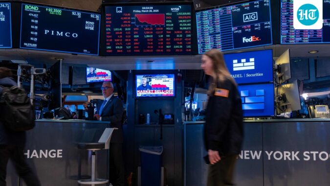 Dow Jones futures, oil prices and Alibaba AI chip in focus as US markets open. (Getty Images via AFP)