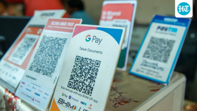 Under the proposed framework, the Centre plans a 0.4% MDR on UPI payments of over  ₹2000 made to merchants. (Representative image)