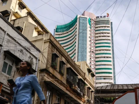 Sensex, Nifty open higher after four-session losing streak The Bombay Stock Exchange (BSE) building in Mumbai (Bloomberg/File)