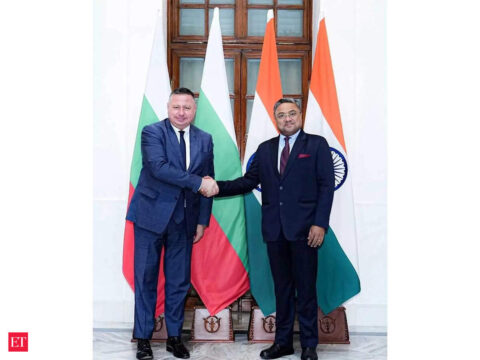 India, Bulgaria review bilateral ties; push for early India-EU FTA ET logo