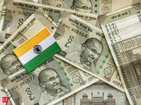 India's current account deficit narrows to $5.2 billion in August as capital account surplus hits $50.6 billion