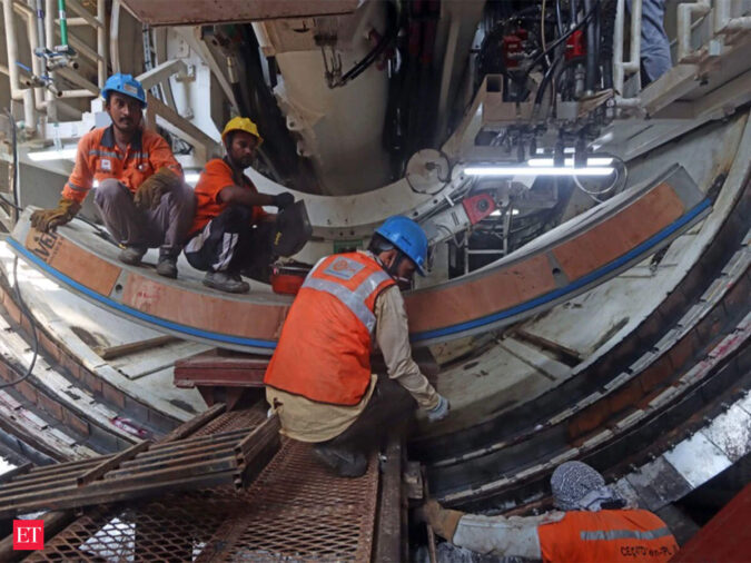 Pvt Sector Activity Hits 4-mth High in Oct