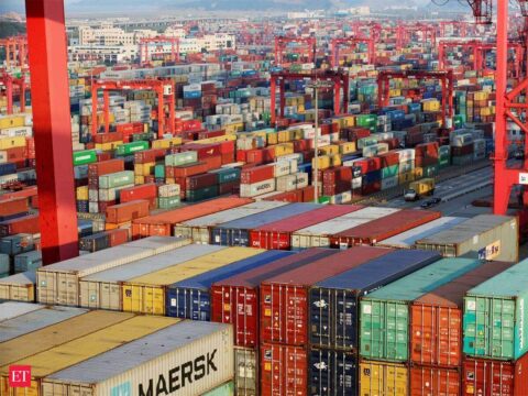 India's services trade surplus rises to $53.39 billion in Q2