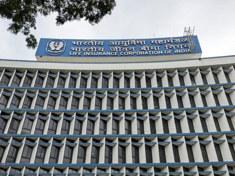 A view of the Life Insurance Corporation of India (LIC) head office in Mumbai. (ANI)