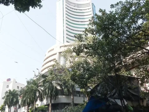 Markets in Europe traded mixed, while US markets ended lower on Wednesday. (ANI Video Grab)
