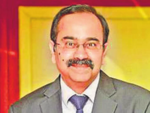 Anup Bagchi choice for HDFC Bank CEO signals regulatory slant for fresh blood Anup Bagchi, 56, brings experience across banking and financial services, including retail, broking and insurance, from his previous roles. (mint)