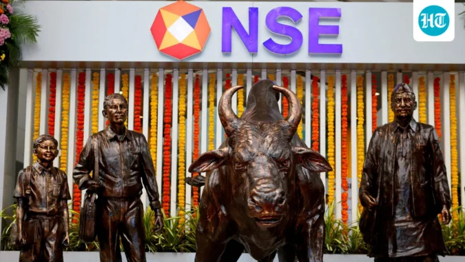 The IT sector also contributed to the rebound, with the IT index gaining 1.1 per cent. (Reuters/Francis Mascarenhas)