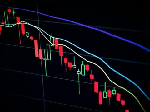 The Nasdaq 100 fell 4% as weak tech results and AI spending concerns triggered a Wall Street selloff. (Unsplash)